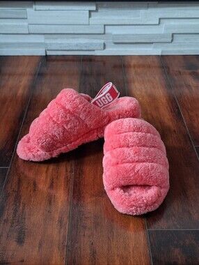 UGG Fluff Yeah Slide Slippers Pink Sheepskin Platform Sandals Women’s US 9 EU 40